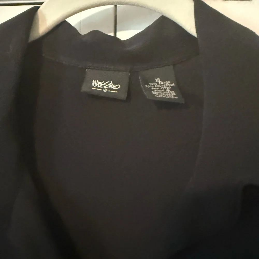 Y2K Collared Midi Dress with Tie Waist - Picture 3 of 3